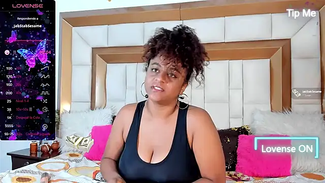 BellaKarla online show from December 6, 11:47 pm