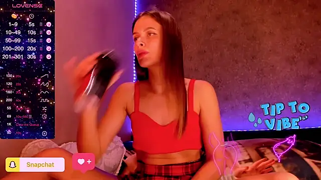 madina taher online show from December 16, 10:13 pm