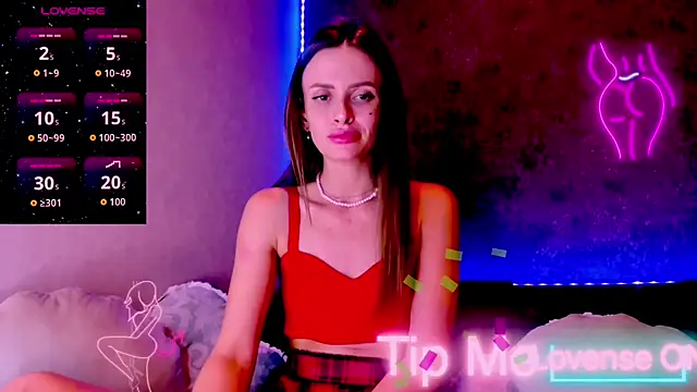 madina taher online show from April 24, 5:15 pm