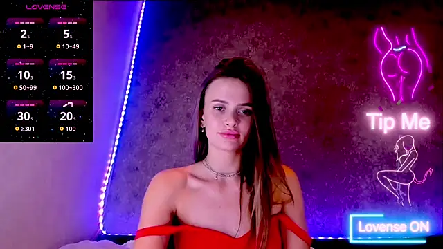 Snapshot of madina_taher chatting on June 14, 10:23 pm madina taher online show from June 14, 10:23 pm