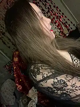 Snapshot of Var_Kiss chatting on February 26, 1:43 pm Var Kiss online show from February 26, 1:43 pm