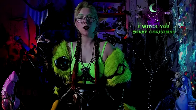 Scarlett Wanner online show from December 22, 8:03 pm