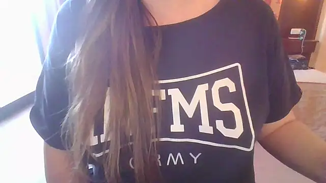 Sexymiss26 online show from December 16, 4:38 pm