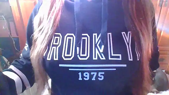 Sexymiss26 online show from December 31, 2:36 pm