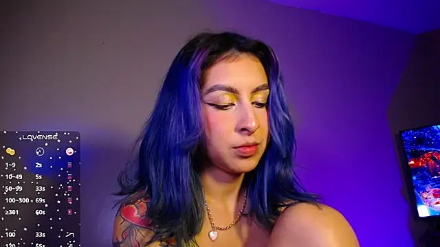 Cinamoonn online show from January 4, 12:27 am