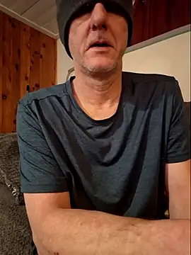 Snapshot of Wanking_Wiggiler chatting on January 27, 5:48 pm Wanking Wiggiler online show from January 27, 5:48 pm