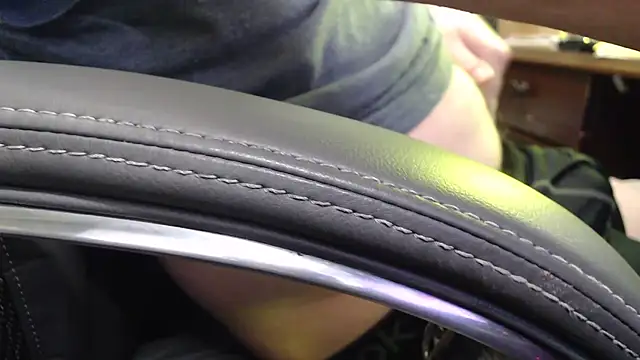 Snapshot of anon_1962 chatting on April 4, 6:16 pm anon 1962 online show from April 4, 6:16 pm