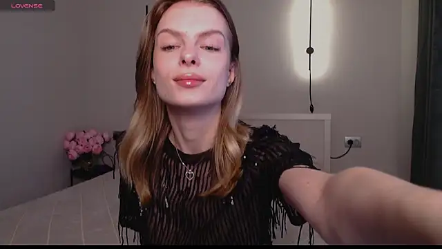 ly lydia online show from February 22, 3:45 am