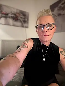 Snapshot of German_Milf chatting on December 1, 5:46 pm German Milf online show from December 1, 5:46 pm