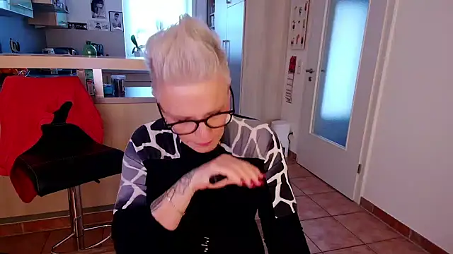 Snapshot of German_Milf chatting on December 4, 2:04 pm German Milf online show from December 4, 2:04 pm