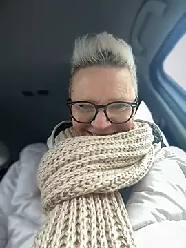 Snapshot of German_Milf chatting on January 21, 1:11 pm German Milf online show from January 21, 1:11 pm