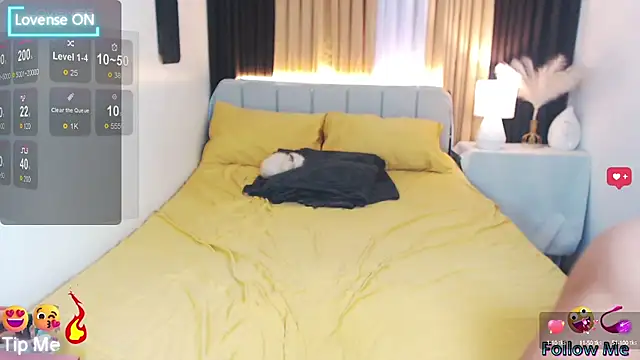 Snapshot of Ella_Fantasiax chatting on March 5, 2:56 pm Ella Fantasiax online show from March 5, 2:56 pm