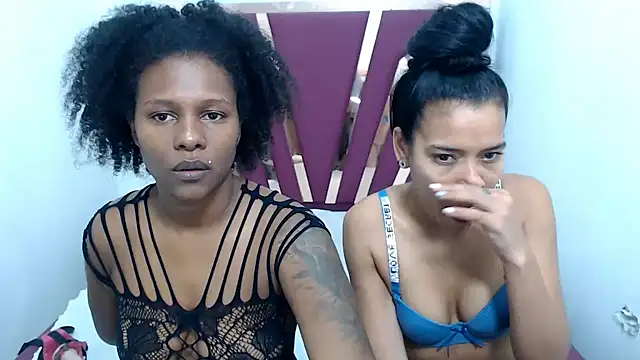 Snapshot of lizeth_keilyn chatting on March 7, 2:34 pm lizeth keilyn online show from March 7, 2:34 pm