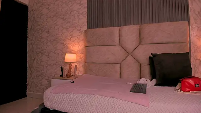 Cris  sweet online show from February 21, 11:44 am