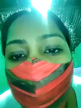 Shristiprakash0 online show from December 9, 12:51 pm