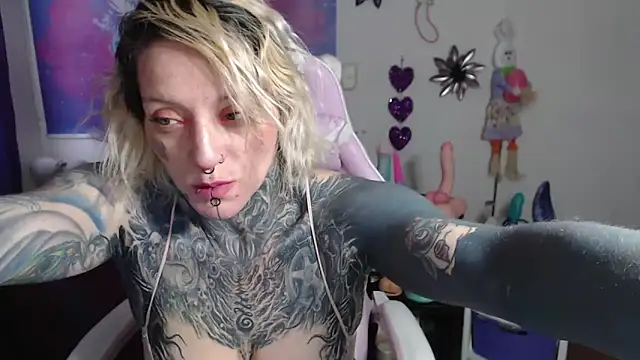 SLOPPYTITSS online show from March 12, 11:42 am