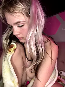 Cutiepiespanks online show from November 20, 8:58 am