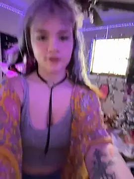 Cutiepiespanks online show from November 25, 8:20 pm