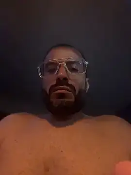 Snapshot of JayJayRod chatting on May 15, 11:28 am JayJayRod online show from May 15, 11:28 am