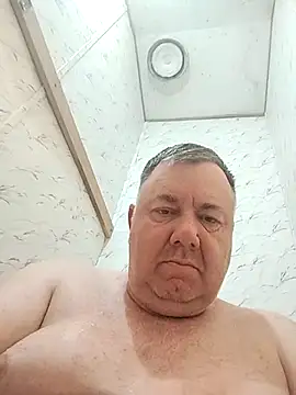 lawndad79 online show from February 5, 1:43 am