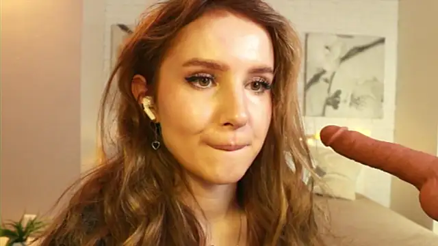 Betty June online show from March 2, 9:01 pm