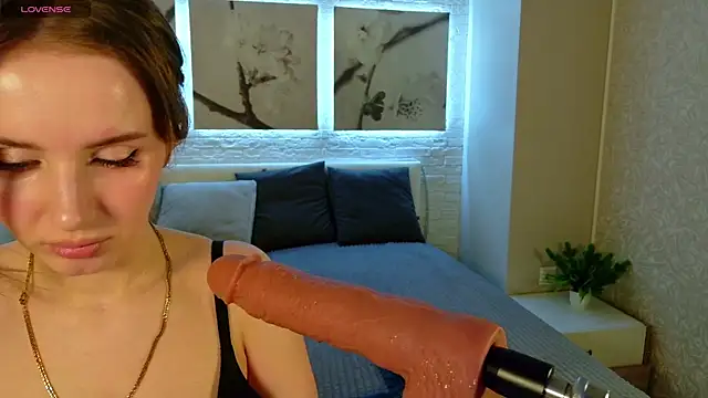 Snapshot of Betty_June chatting on May 7, 8:36 pm Betty June online show from May 7, 8:36 pm