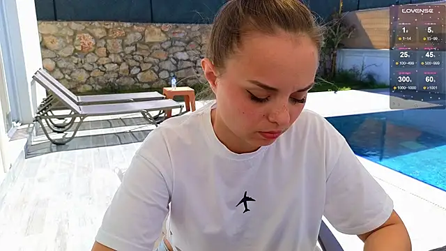 Misss Vikk online show from March 7, 8:23 am