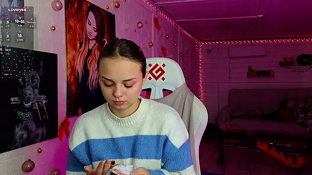 Misss Vikk online show from February 2, 7:18 am