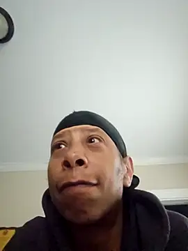 Vybezmaster online show from December 2, 7:31 pm