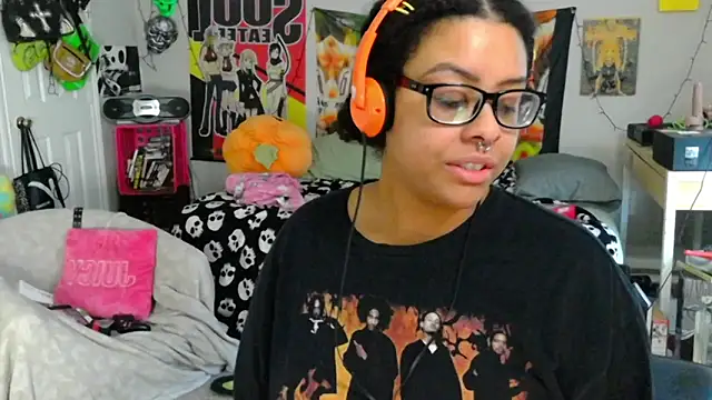 N1NT3NDH03 online show from September 9, 4:28 pm