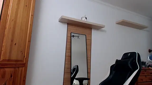 Lisakisss online show from March 6, 7:57 am