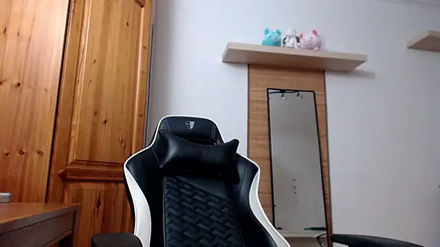 Lisakisss online show from October 8, 7:33 pm