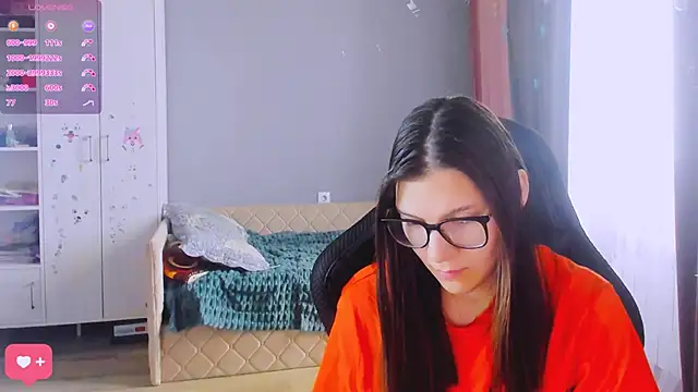 MollyLollipop online show from February 24, 5:49 am