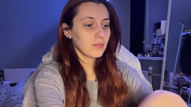 Snapshot of Uniarten chatting on April 3, 6:28 pm Uniarten online show from April 3, 6:28 pm