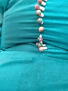 BigBustyRuhi online show from April 4, 7:28 am