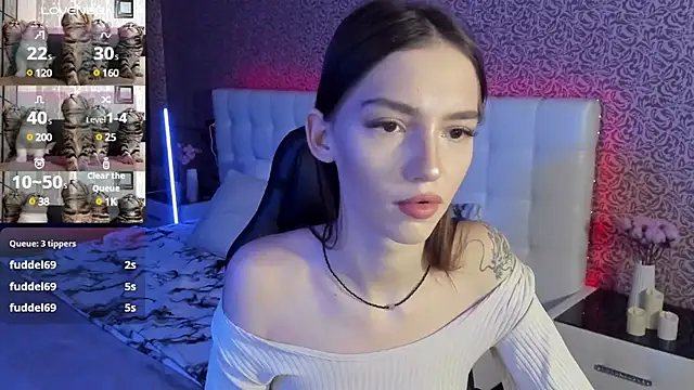 SophieCatty online show from February 6, 10:04 am