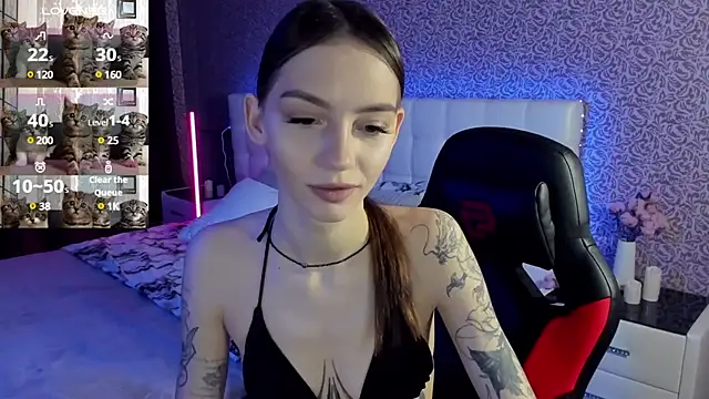 SophieCatty online show from February 20, 6:17 am