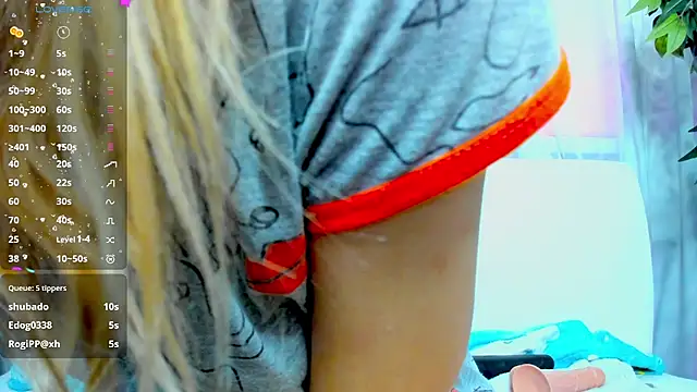 Snapshot of Bell_a_mi_ chatting on January 30, 4:37 am Bell a mi online show from January 30, 4:37 am