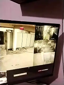 Snapshot of juweldio chatting on March 26, 9:53 pm juweldio online show from March 26, 9:53 pm