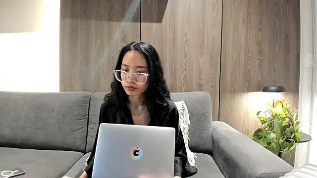 itsyourcassie online show from September 19, 12:12 am