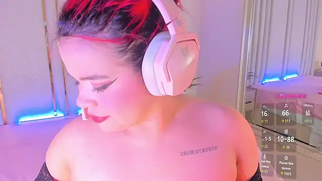 Snapshot of Saekohofman chatting on September 11, 4:12 am Saekohofman online show from September 11, 4:12 am