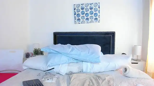 ZulyMichels online show from February 18, 4:16 pm