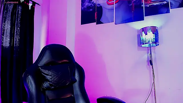 Alexandra Hornny online show from April 15, 3:08 pm