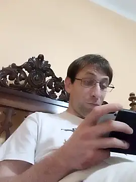 White rabbit  online show from December 7, 9:55 pm