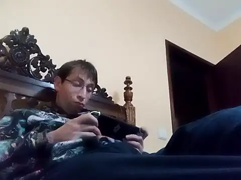 White rabbit  online show from December 16, 8:48 pm