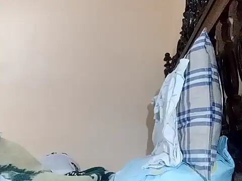 White rabbit  online show from December 22, 11:41 pm