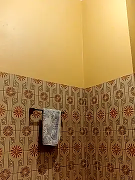 White rabbit  online show from February 5, 8:35 pm