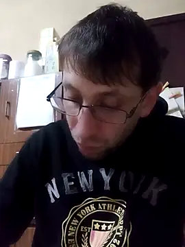 White rabbit  online show from February 12, 9:01 pm