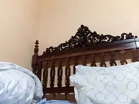 White rabbit  online show from February 15, 9:15 pm