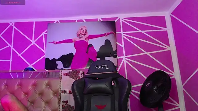 Ortegakim online show from January 5, 10:43 am